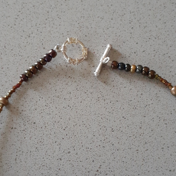 Beaded necklace with Stone Pendant - Picture 4 of 5